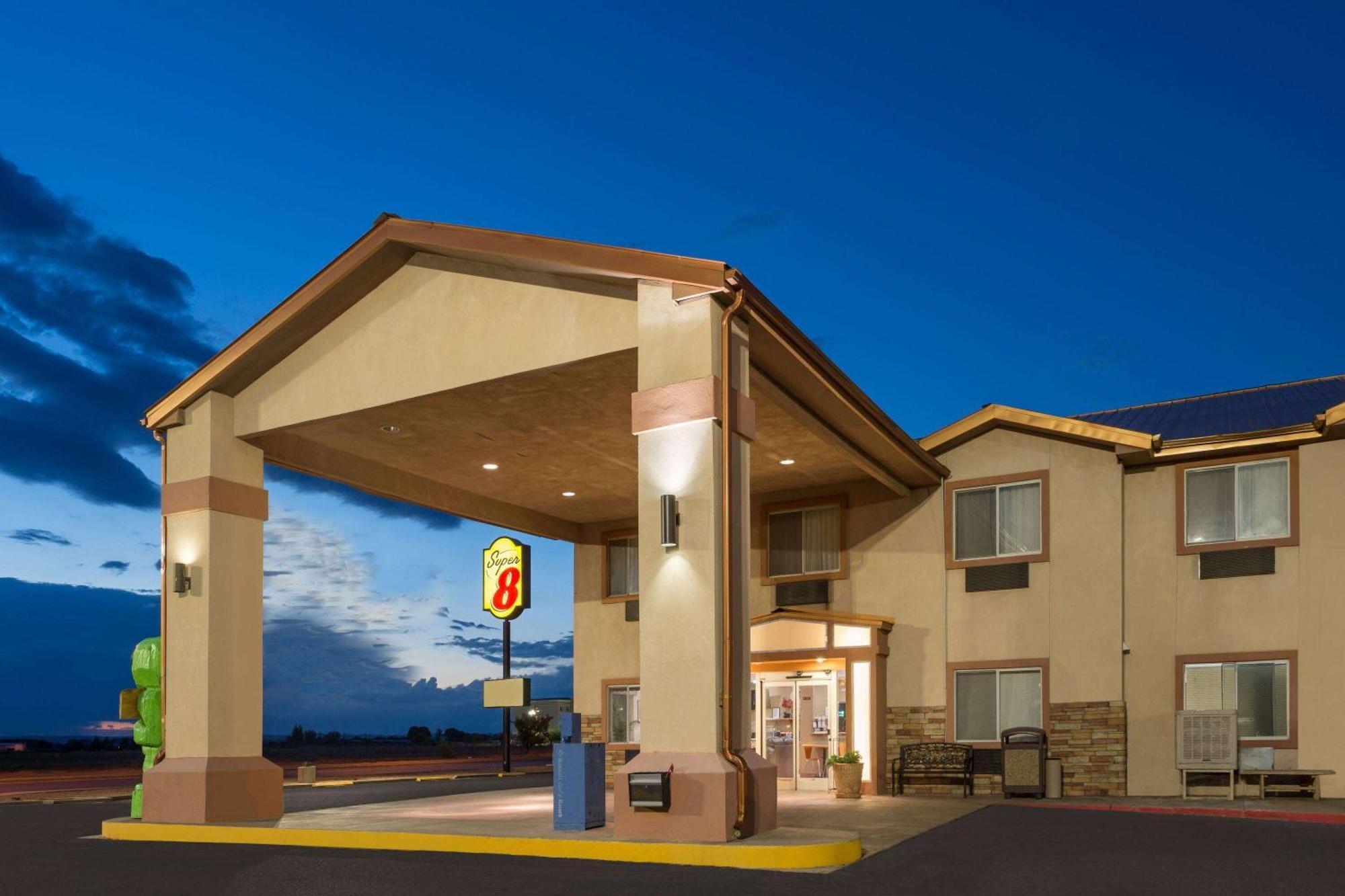 Super 8 By Wyndham Roswell Motel Exterior foto